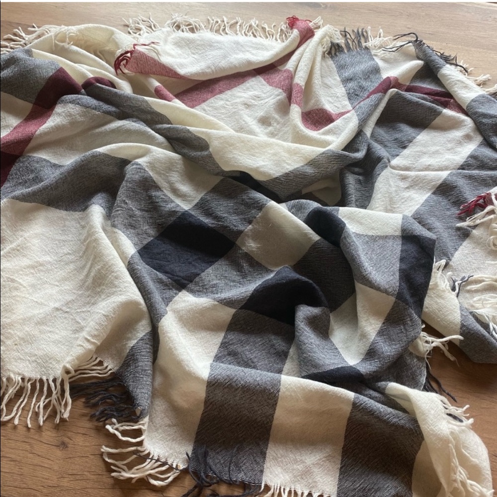 Authentic Burberry lightweight scarf